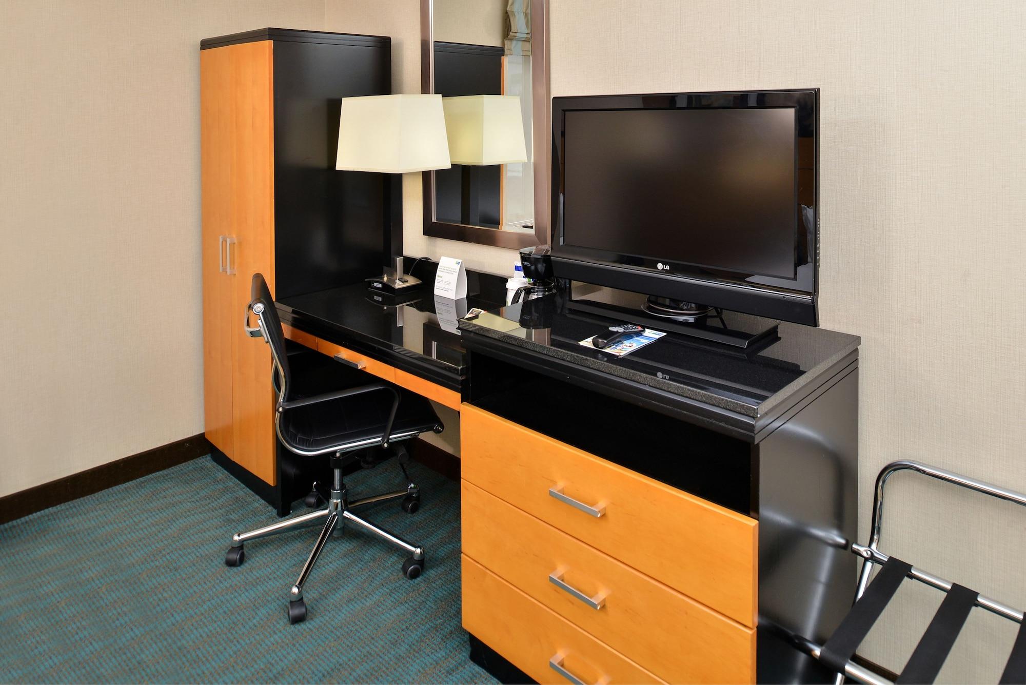 Holiday Inn Express Kennedy Airport, An Ihg Hotel New York Exteriér fotografie