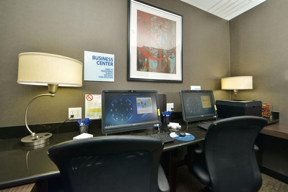 Holiday Inn Express Kennedy Airport, An Ihg Hotel New York Exteriér fotografie