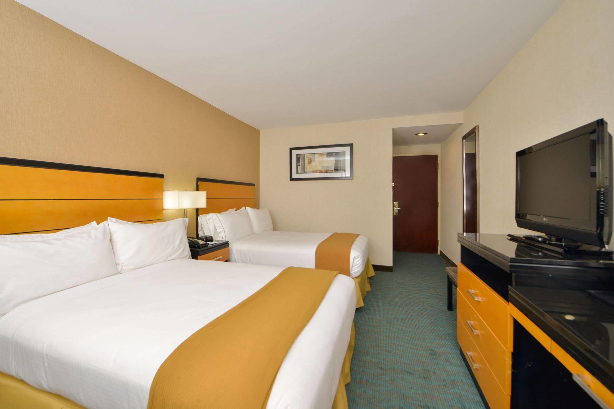 Holiday Inn Express Kennedy Airport, An Ihg Hotel New York Exteriér fotografie